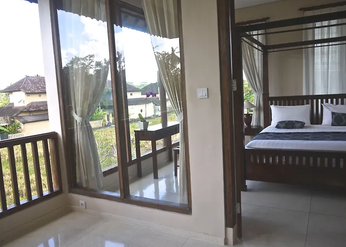 Rumah Dadong Villa
