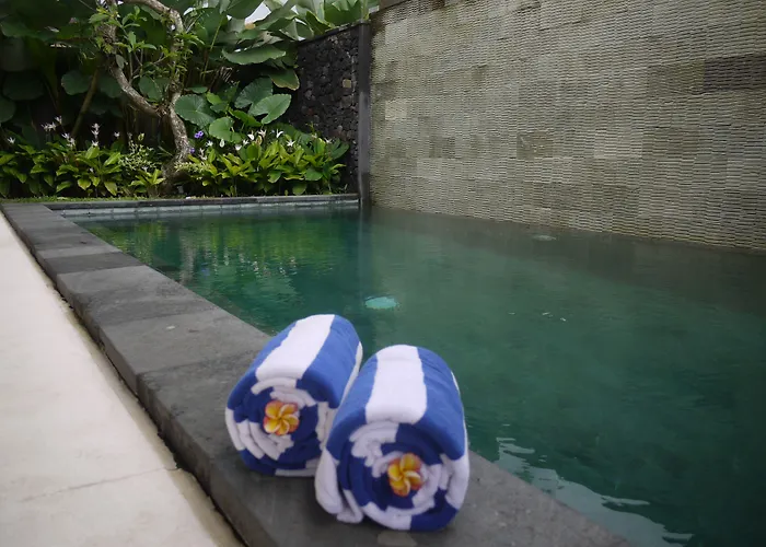 Rumah Dadong Villa