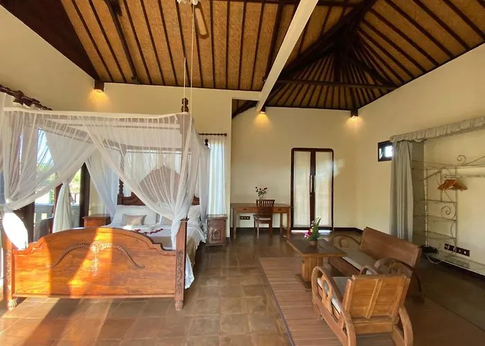 Rumah Dadong Villa *