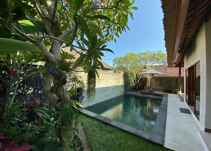 Rumah Dadong Villa